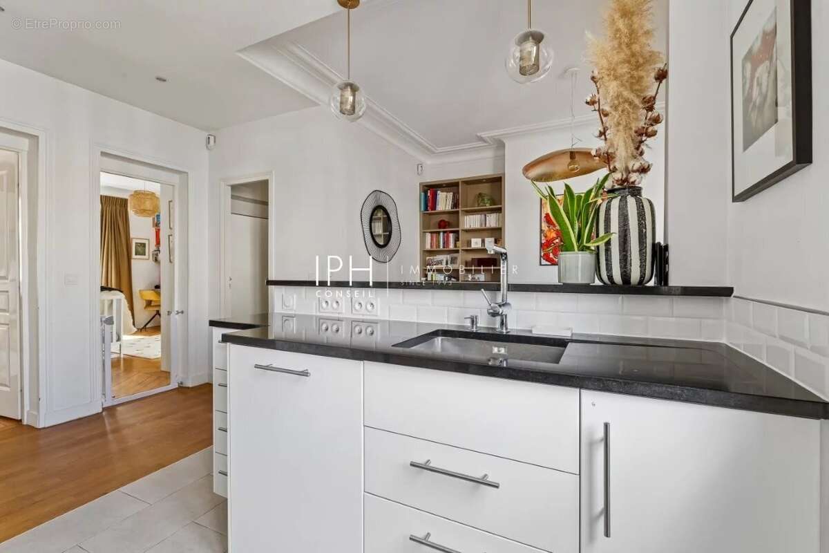 Appartement à LEVALLOIS-PERRET