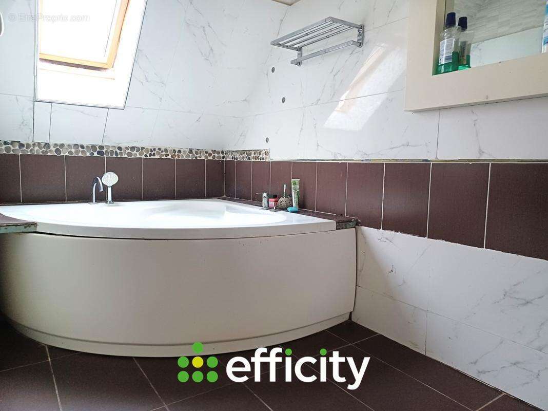 Maison à GOURNAY-EN-BRAY