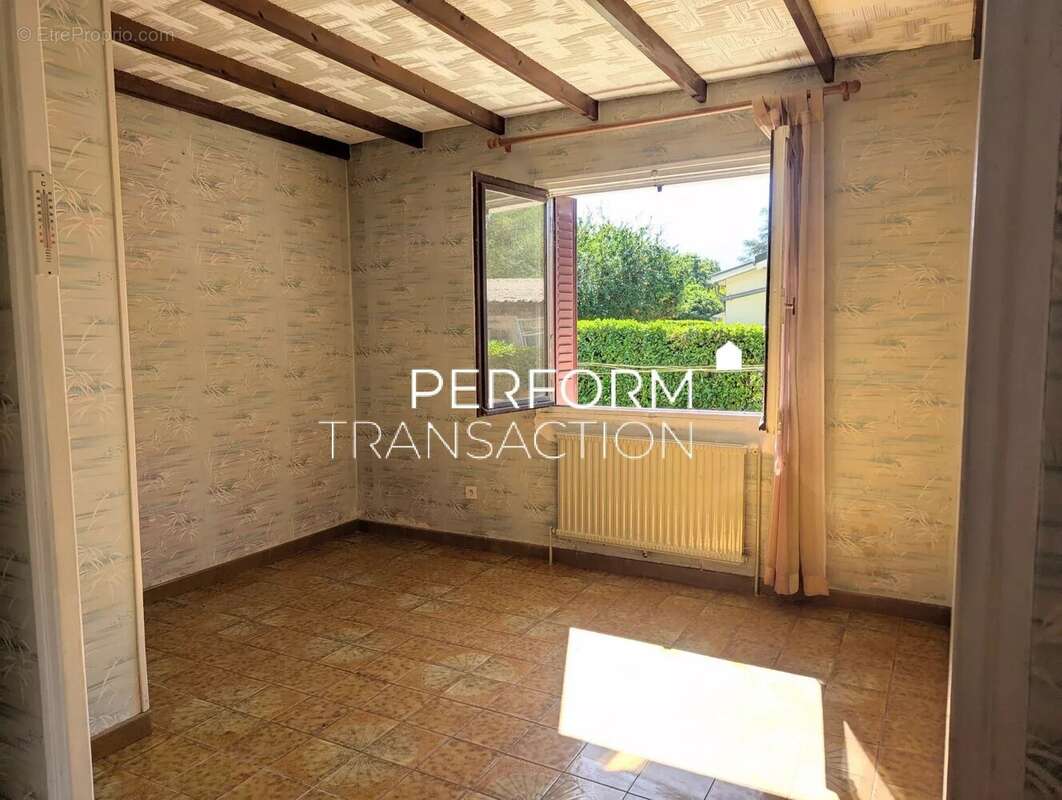 Maison à LE PONT-DE-CLAIX