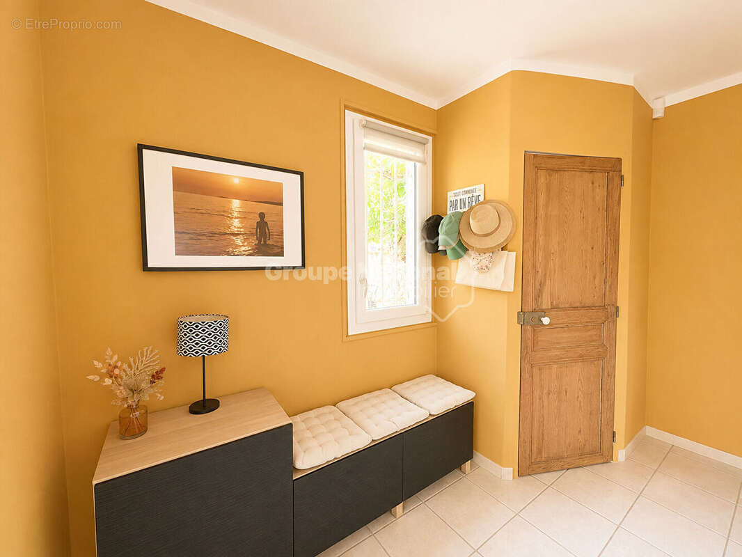 Maison Gignac La Nerthe 5 pièce(s) 110 m2 - photo 3