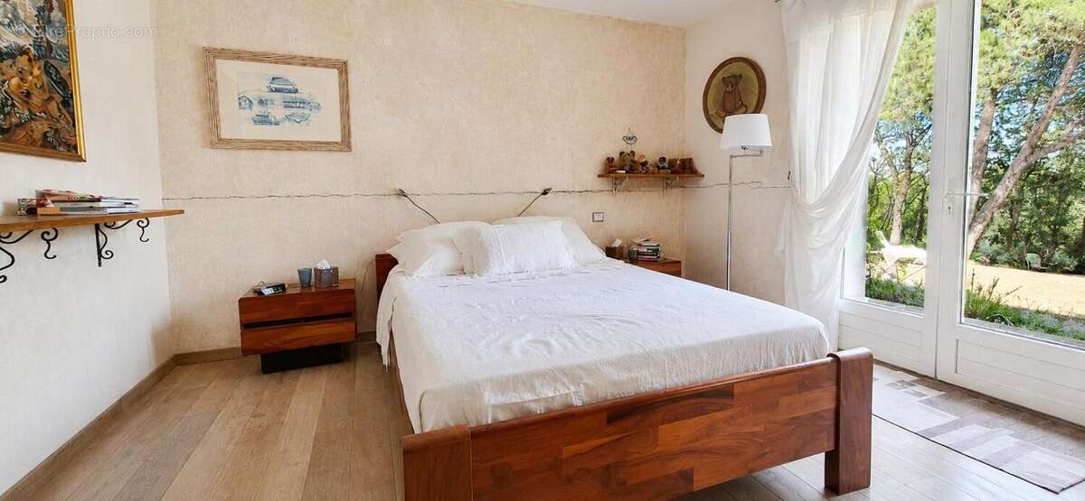 Maison 363 m² à Auge  - photo 9