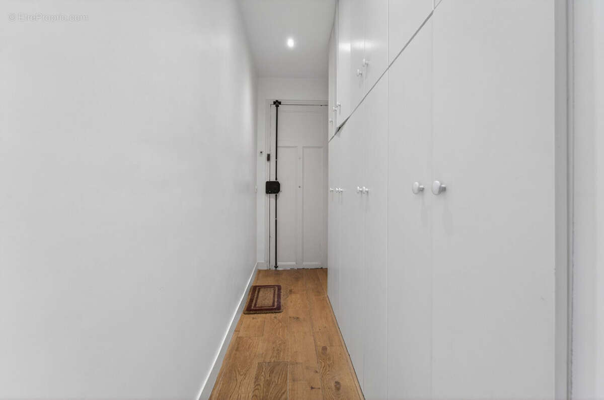 Appartement à PARIS-19E