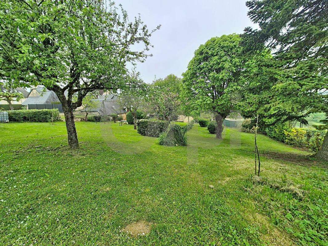 Maison à BEAUREGARD-DE-TERRASSON