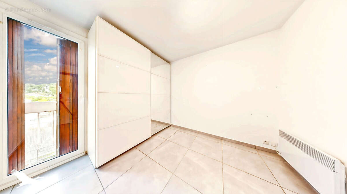 Appartement à MARSEILLE-13E