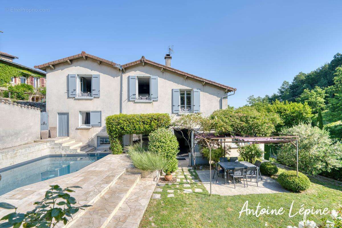Maison à TERNAY