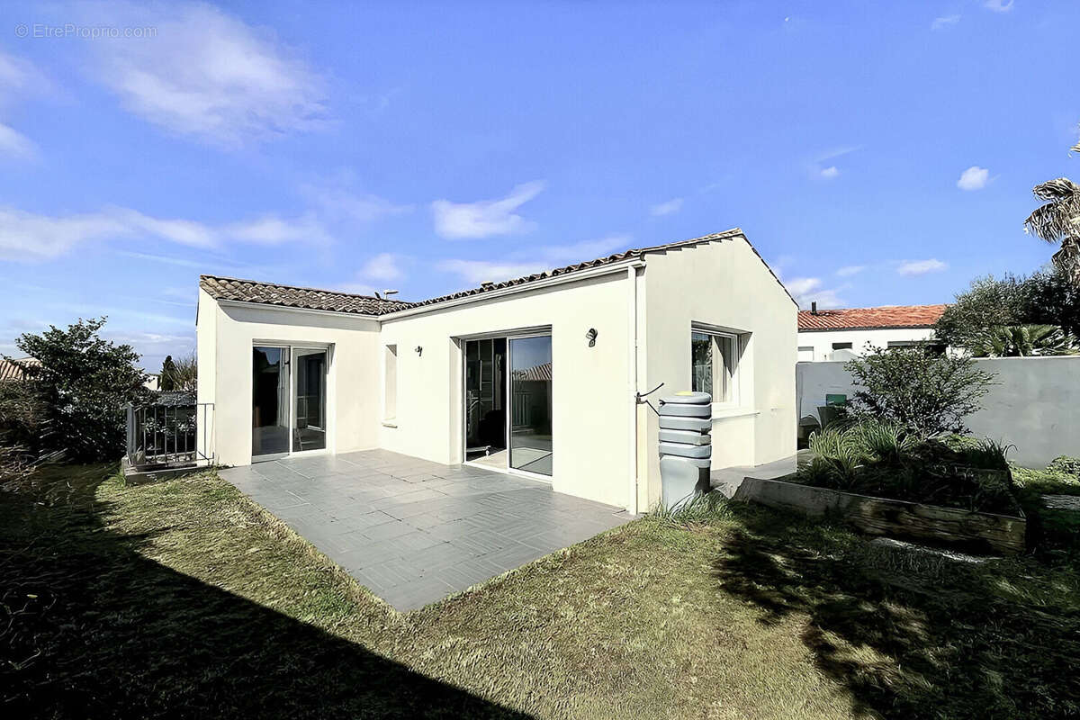 Maison à SAINTE-SOULLE