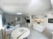 Photo 1 - Appartement à SAINT-RAPHAEL