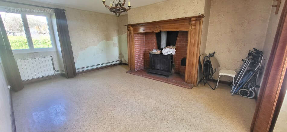 Maison à CANIAC-DU-CAUSSE