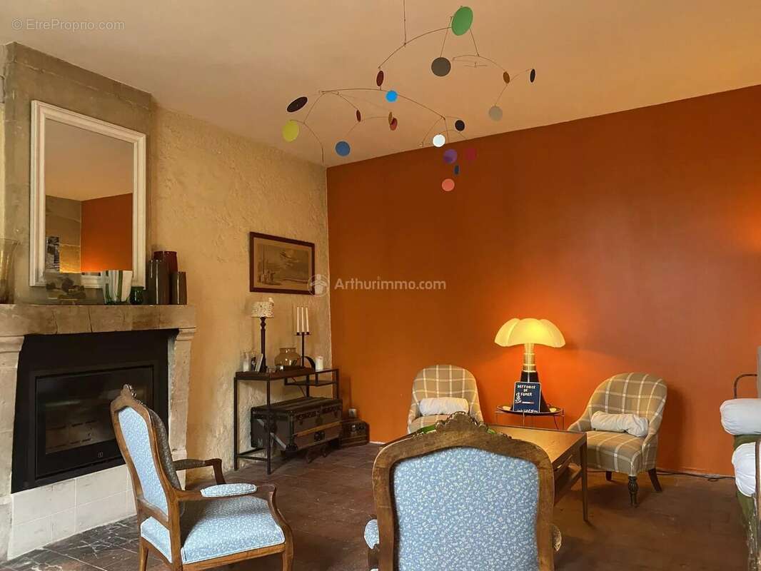 Maison à LA CHARTRE-SUR-LE-LOIR