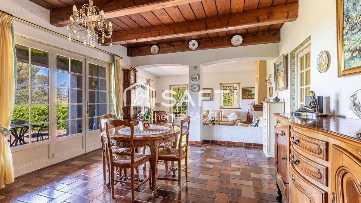 Maison 145 m² à Saint-Raphael  - photo 7