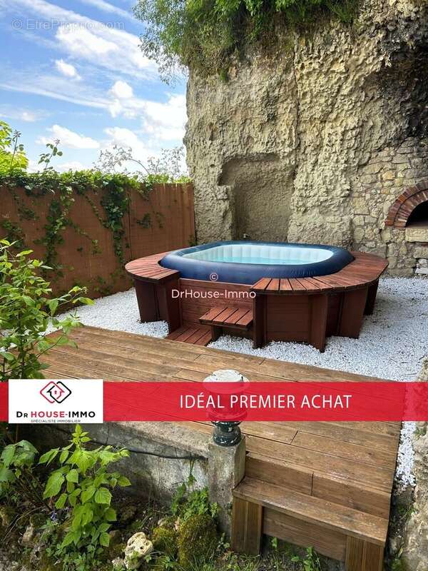 Maison à MONTLOUIS-SUR-LOIRE