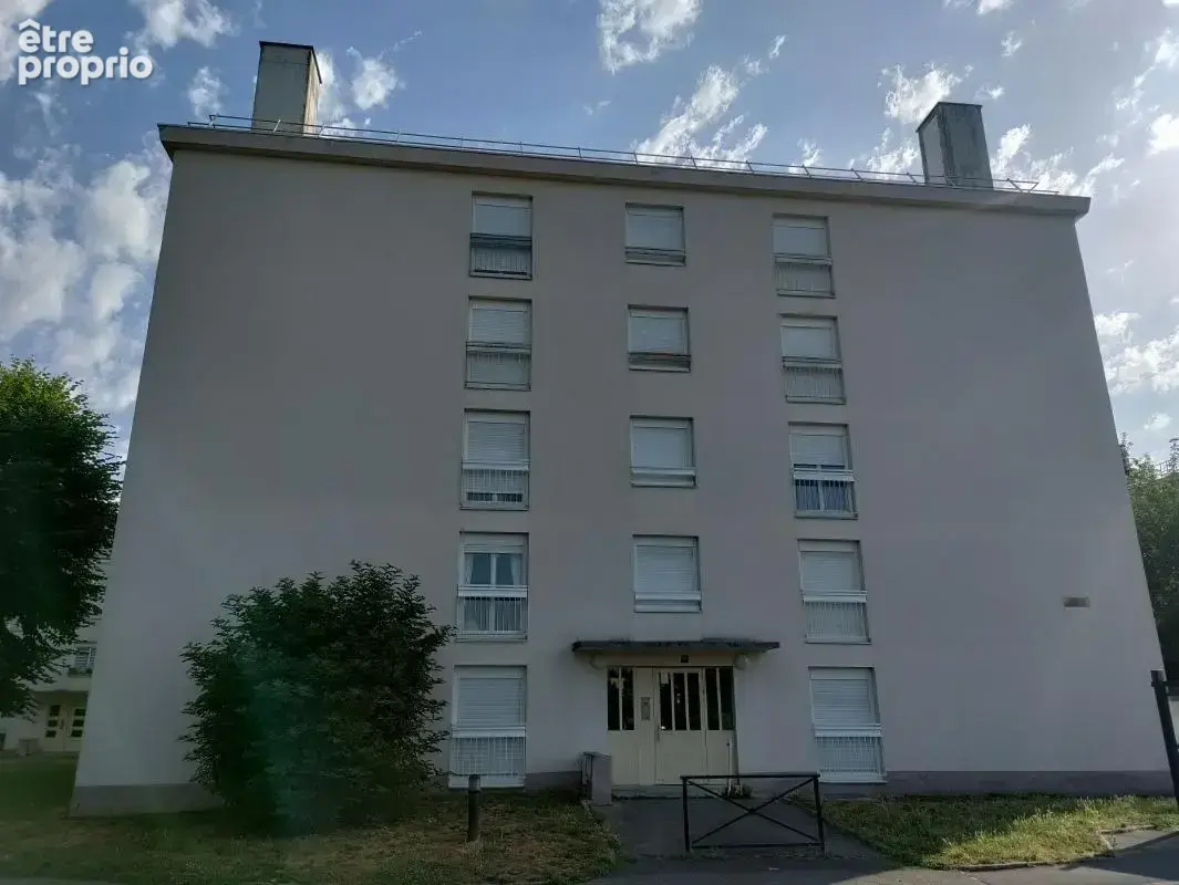 Photo Appartement à Senlis au prix de 129 000€