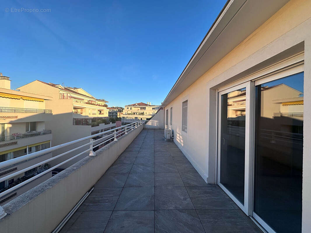 Appartement à SAINT-RAPHAEL