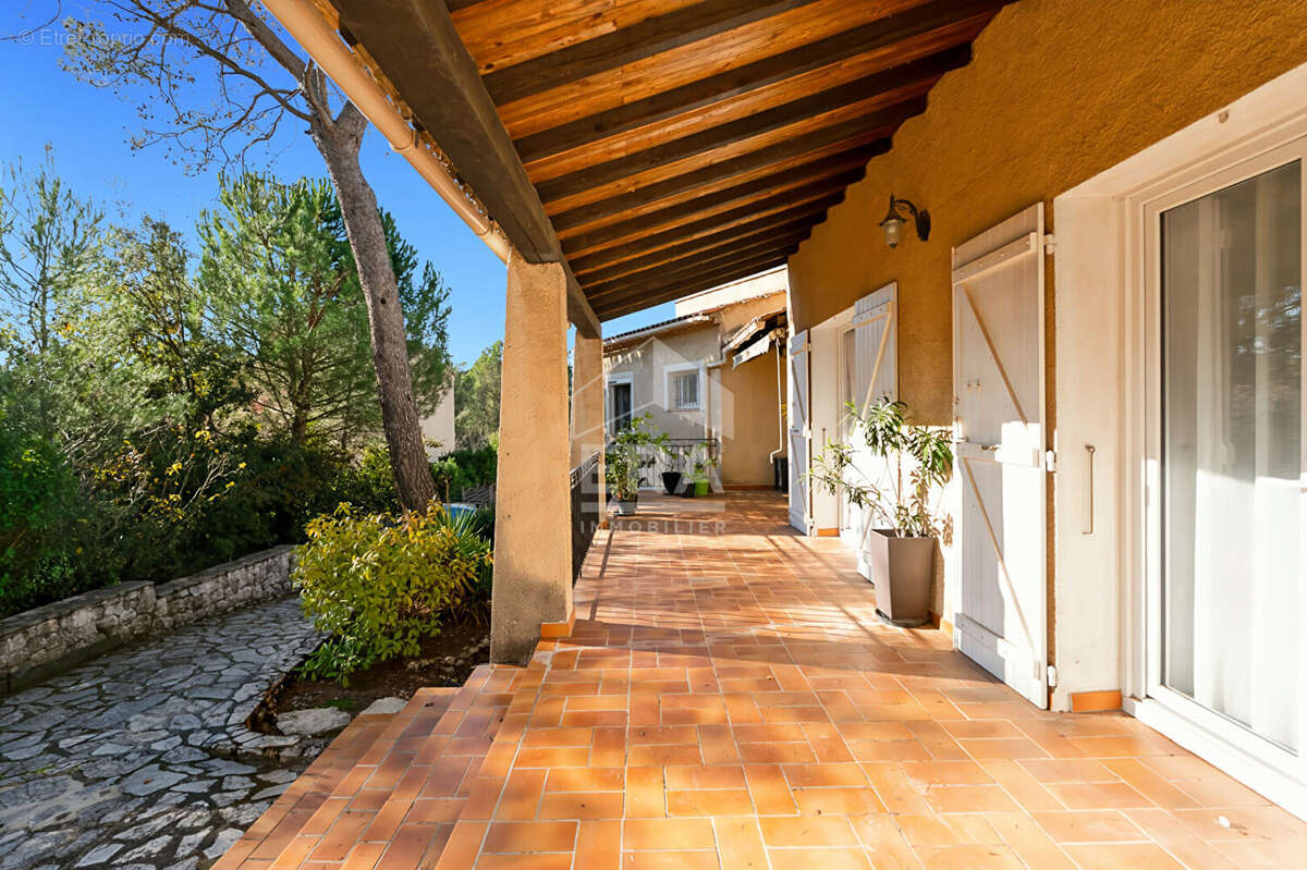 Maison à BOUC-BEL-AIR