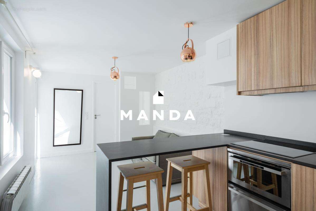 Appartement à PARIS-18E