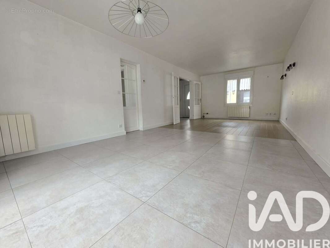 Photo 2 - Maison à WATTRELOS