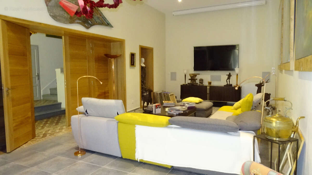 Maison à SAINTE-LUCIE-DE-TALLANO