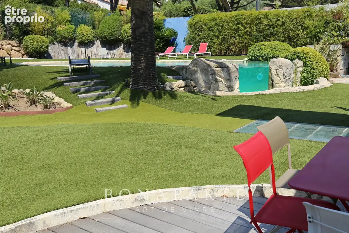 Ramatuelle - domaine de l'escalet - villa contemporaine à 150 m de la plage - photo 17