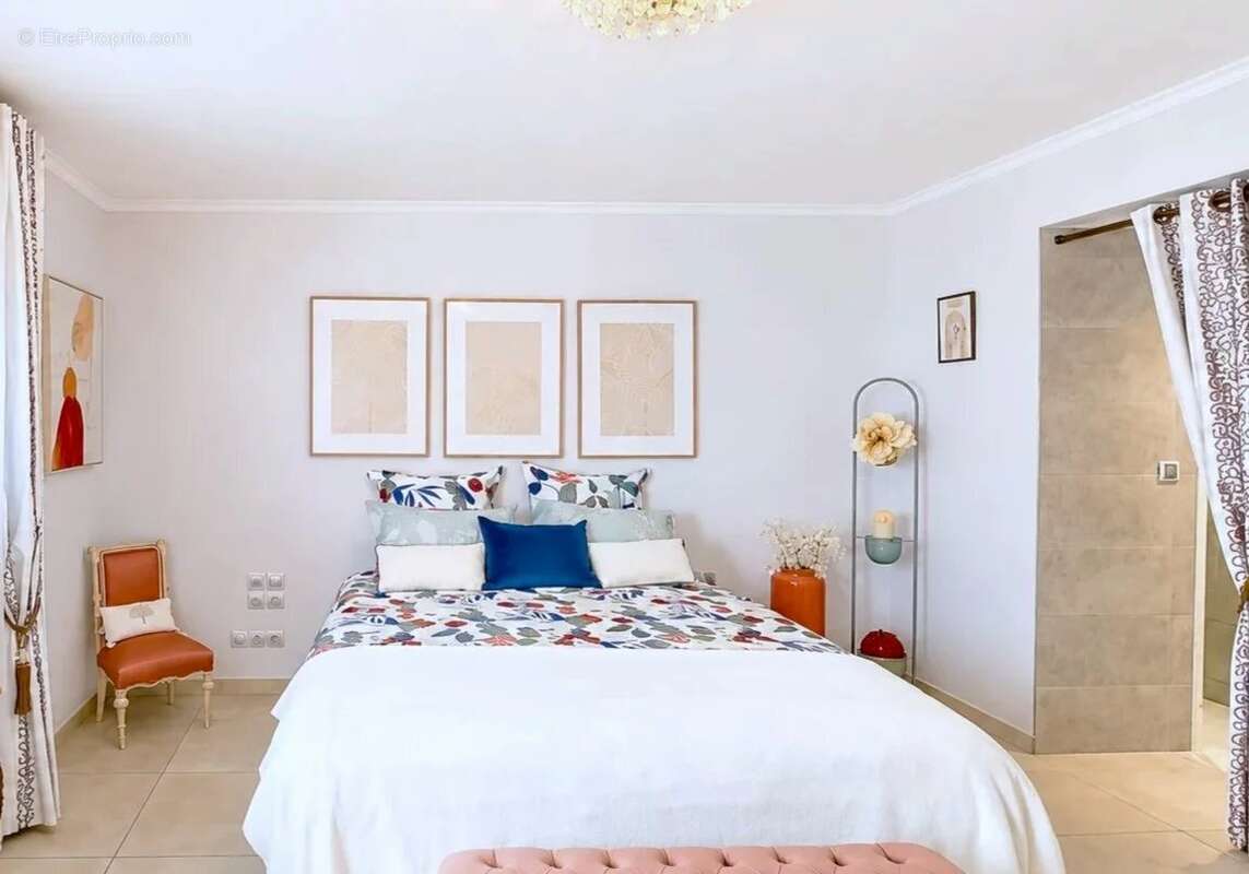 Appartement à HYERES