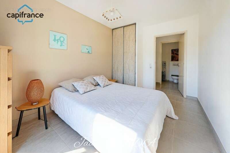 Appartement à MARSEILLE-9E