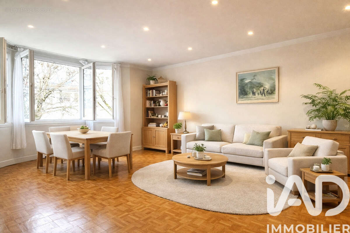 Photo 2 - Maison à SAINT-MAUR-DES-FOSSES