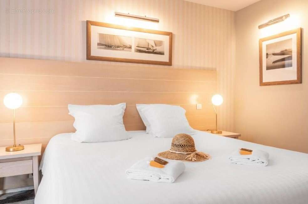 Investissement locatif  trouville sur mer  résidence de tourisme sowell hôtels le beach - 5,05 % de rentabilité - photo 4