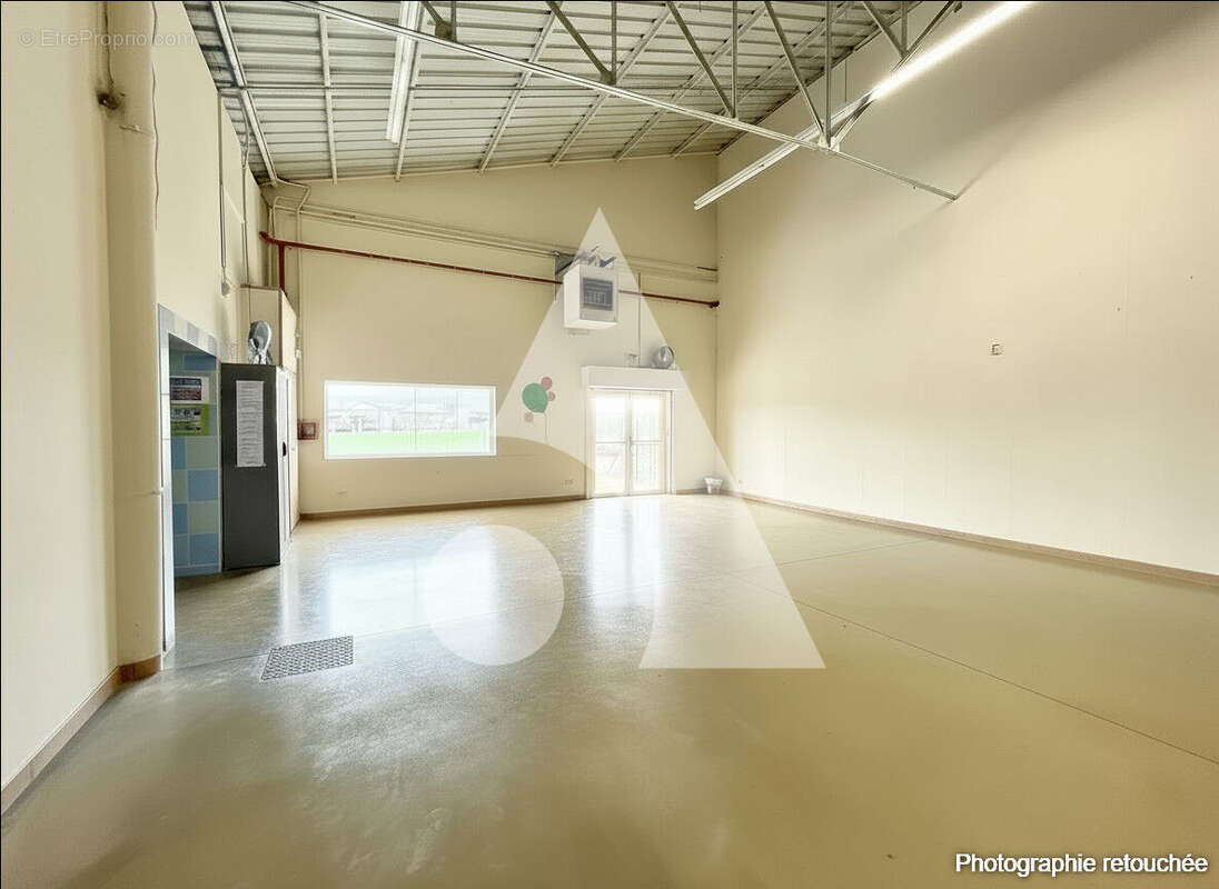 Commerce à CHAMPFORGEUIL