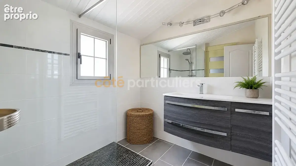 Nouveauté -- le fenouiller -- quartier beausejour -- ensemble immobilier 8 pieces -- 270 m2 -- jardin sans vis a vis -- garages - photo 11