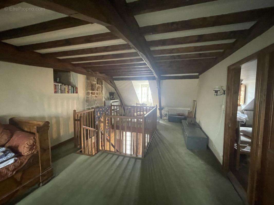 Maison à SAINT-ROBERT