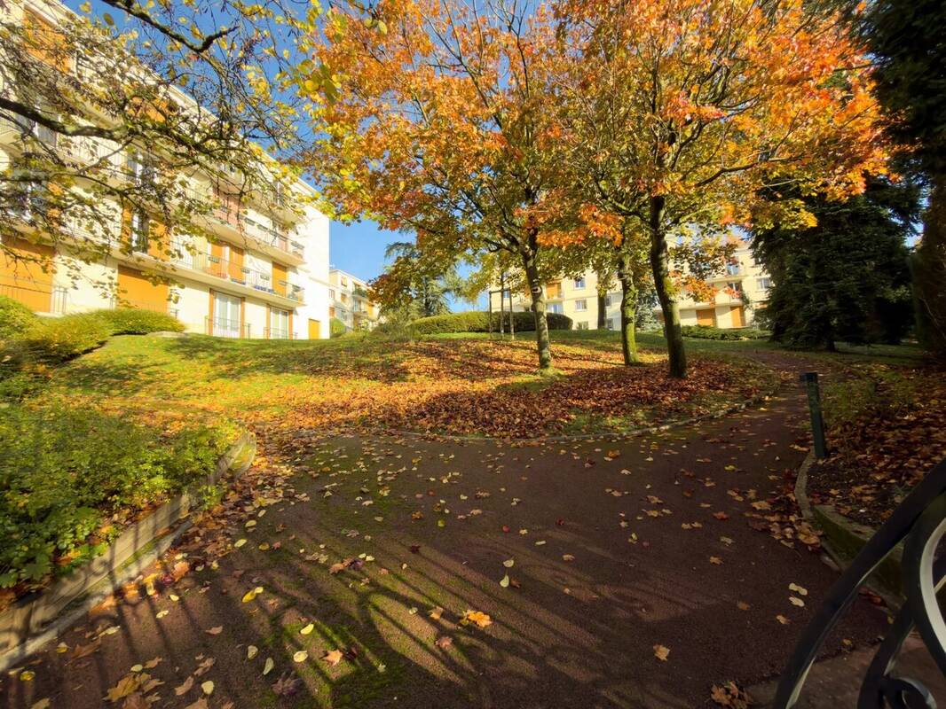 Appartement à LE RAINCY