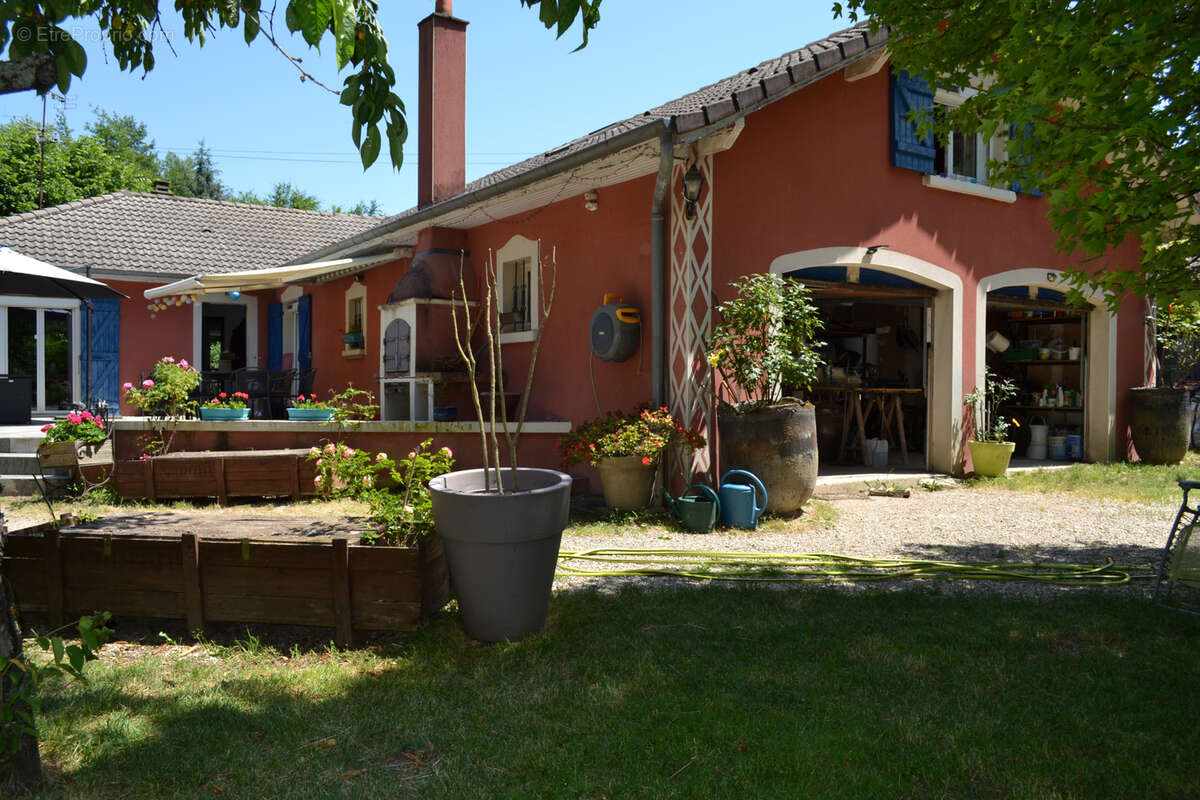 Maison à BOURGOIN-JALLIEU