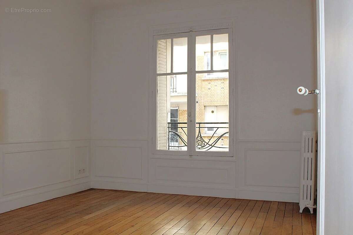 Appartement à PARIS-15E