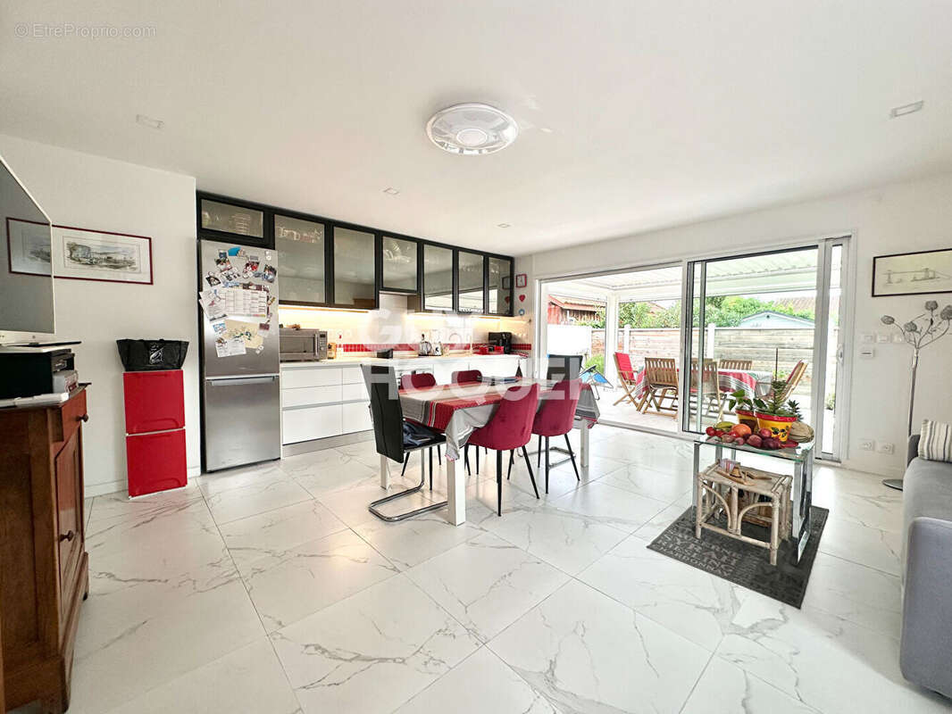 Maison à GUJAN-MESTRAS