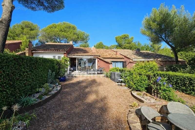 Maison à SAINT-RAPHAEL