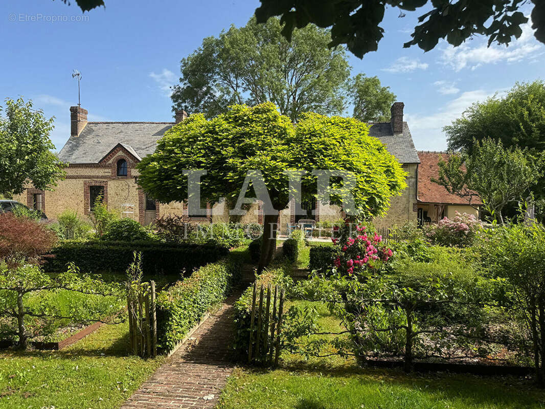 Maison à MORTAGNE-AU-PERCHE