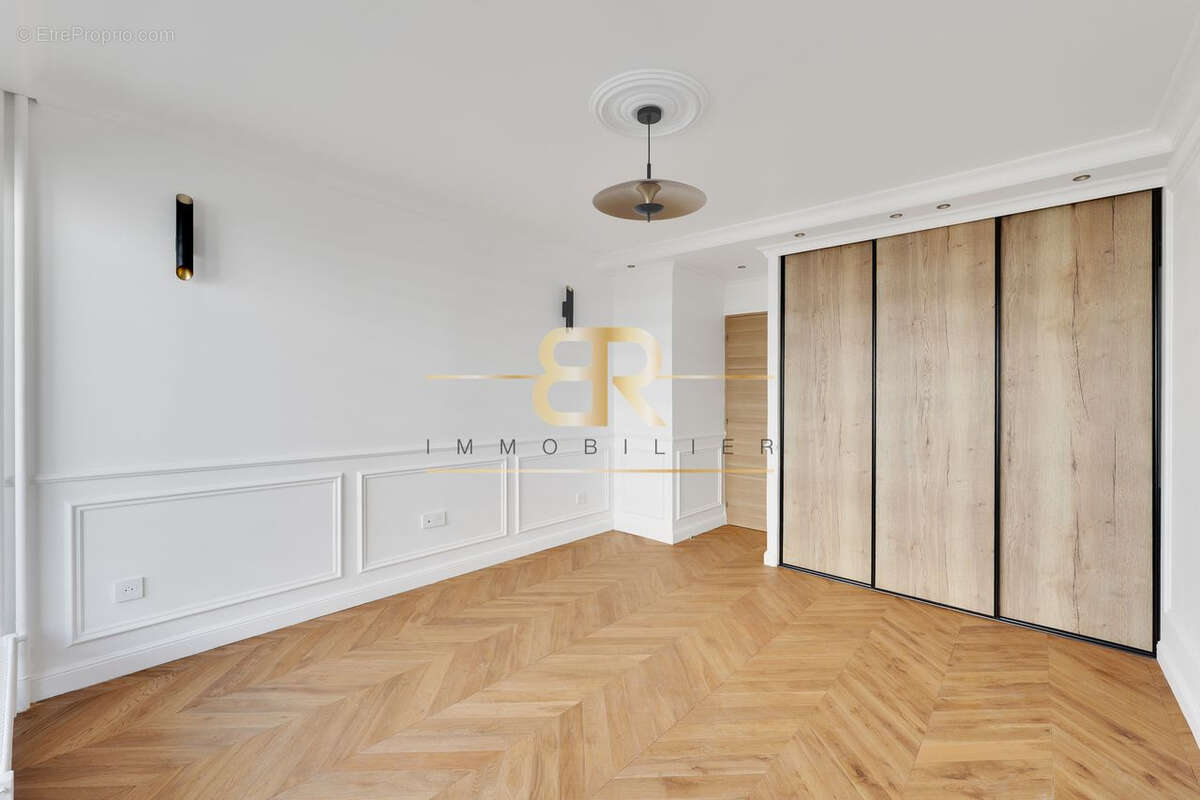Appartement à PARIS-12E
