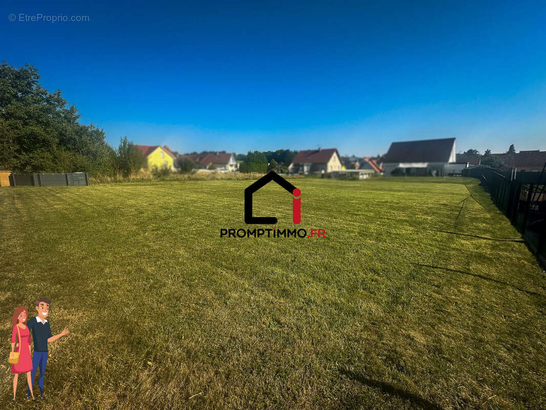 Terrain à ABBEVILLERS