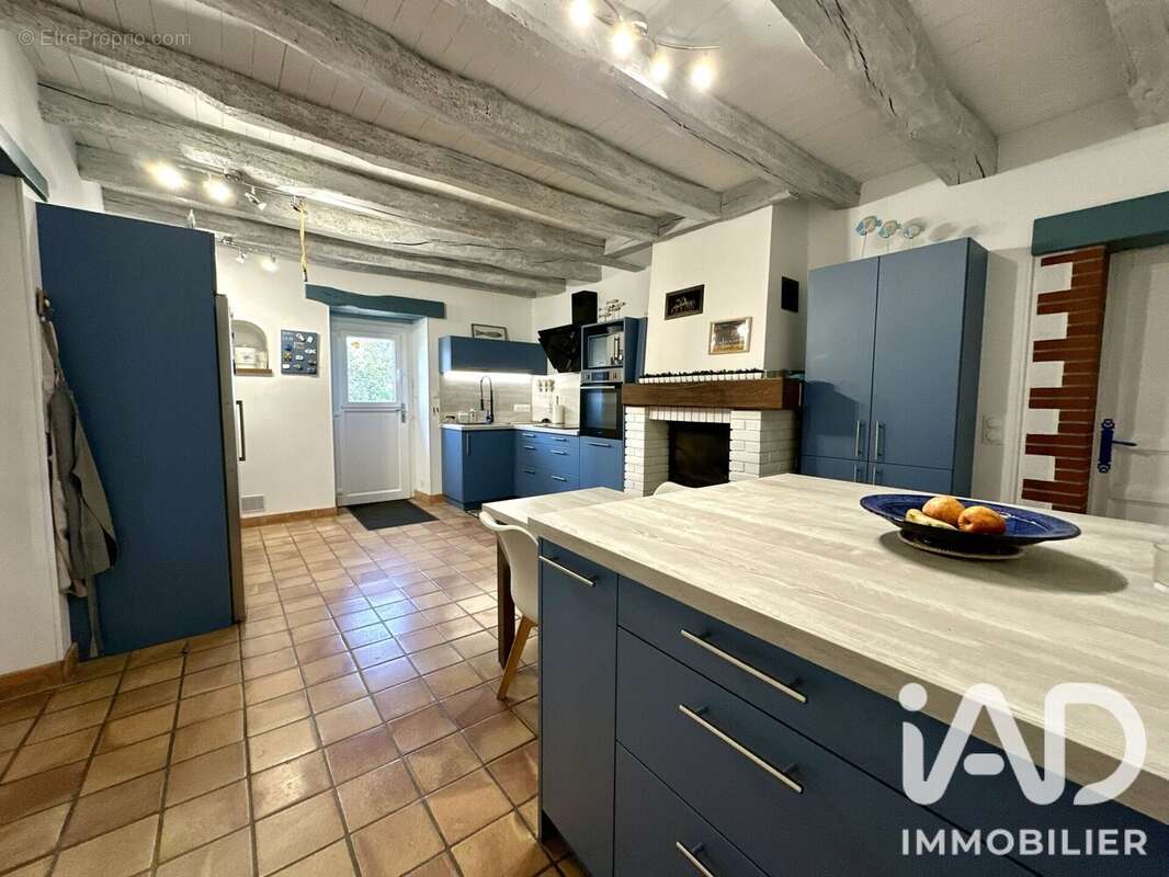 Maison 172 m² à Le Girouard  - photo 6