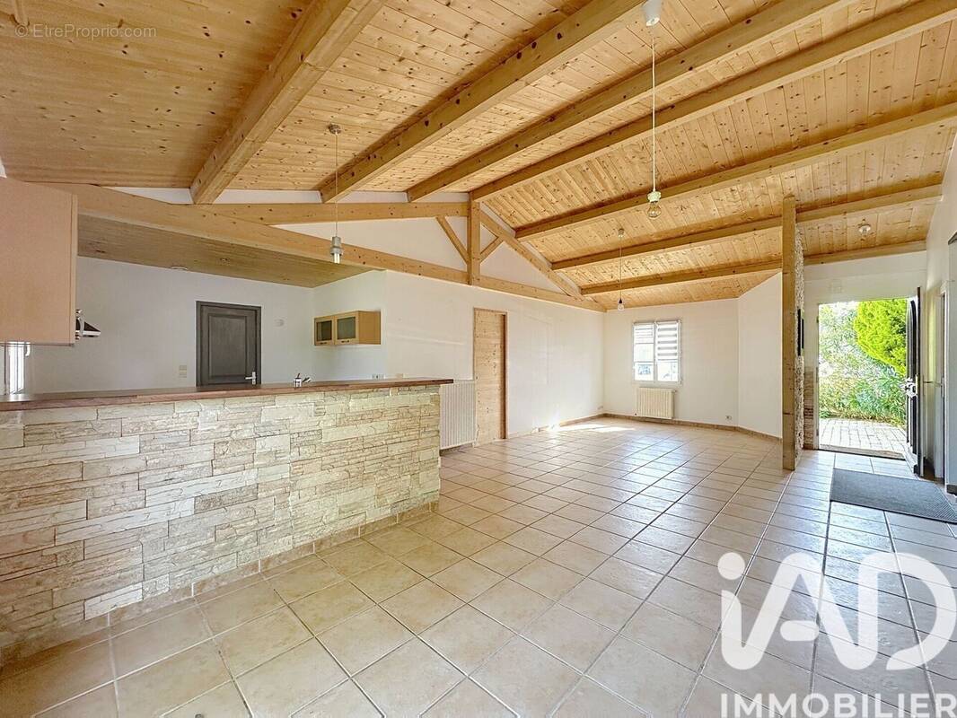 Photo 1 - Maison à SAINT-JEAN-DE-LIVERSAY