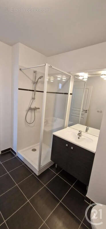 Appartement à SATHONAY-CAMP