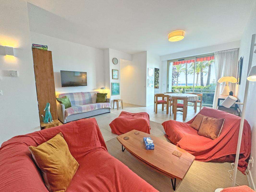 Front de mer à Nice, 2 pièces de 66m² avec jardin de 55m² - photo 9