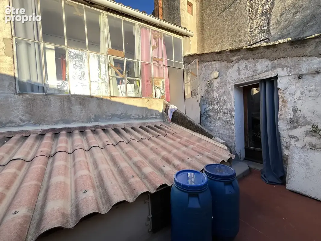 IMMEUBLE : Appartement + Murs Commerciaux - photo 8