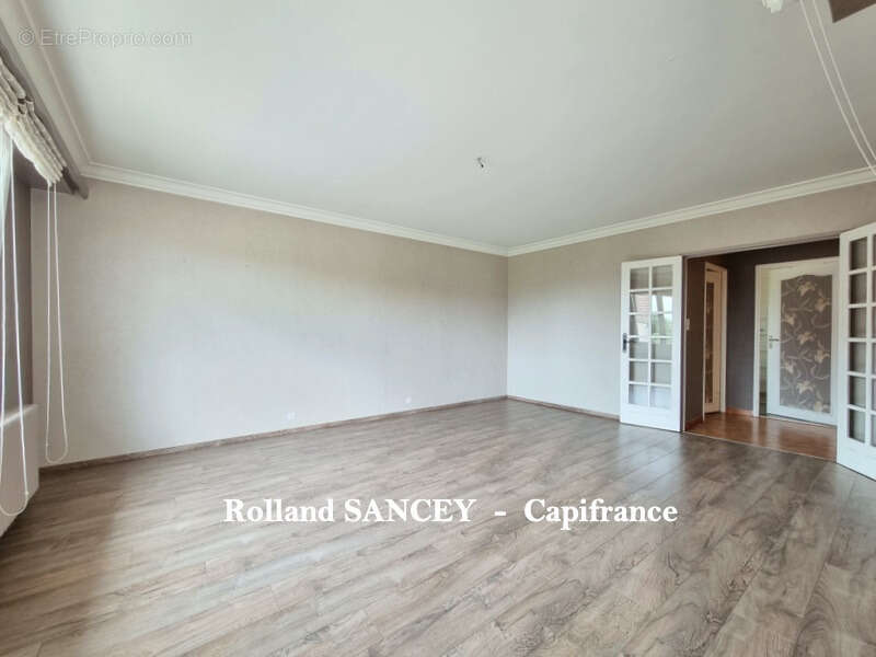 Maison à ROYE