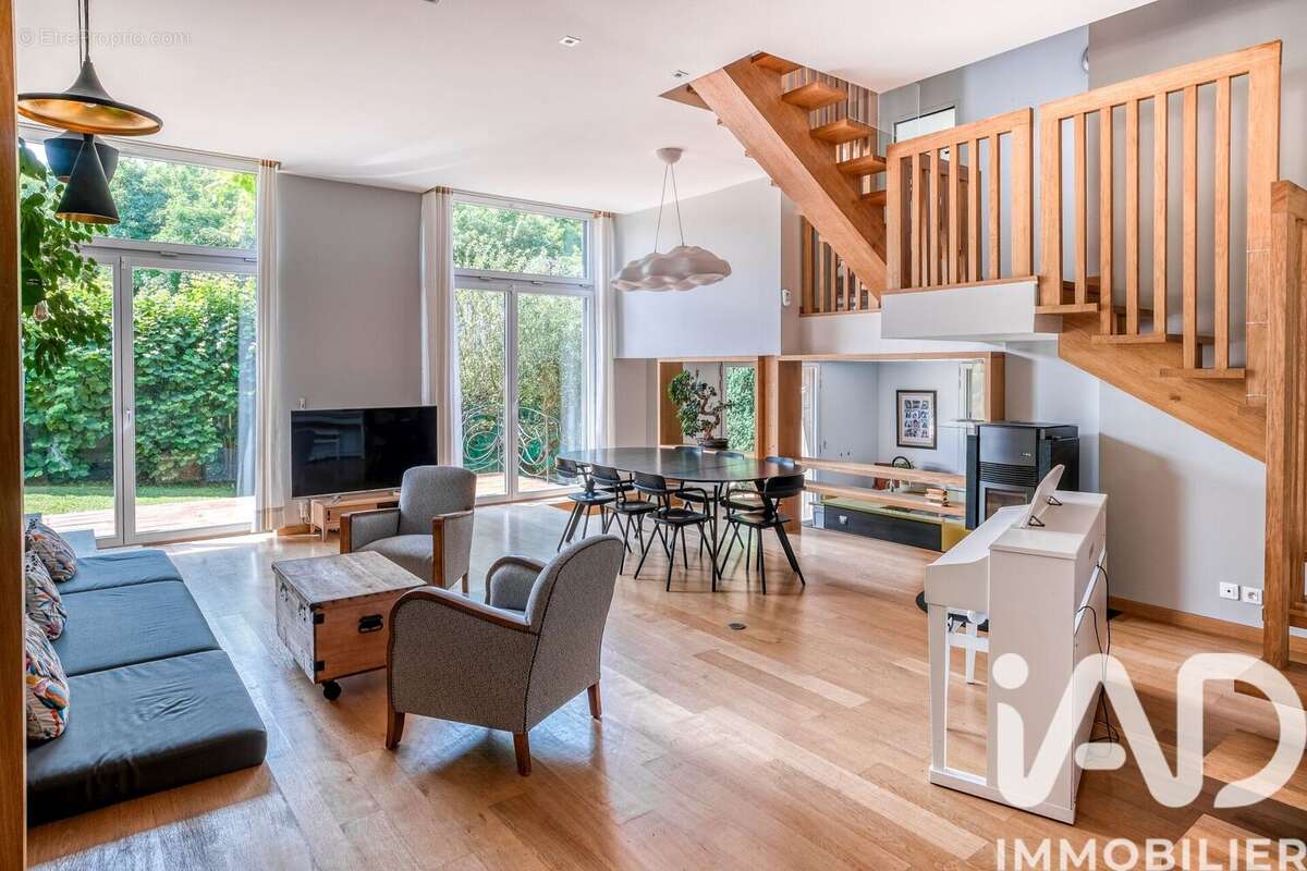 Photo 2 - Maison à CHESSY