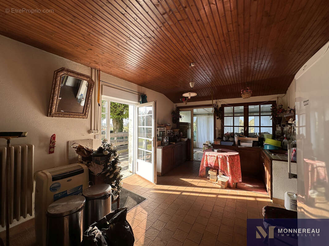Maison à BRIE-SOUS-BARBEZIEUX