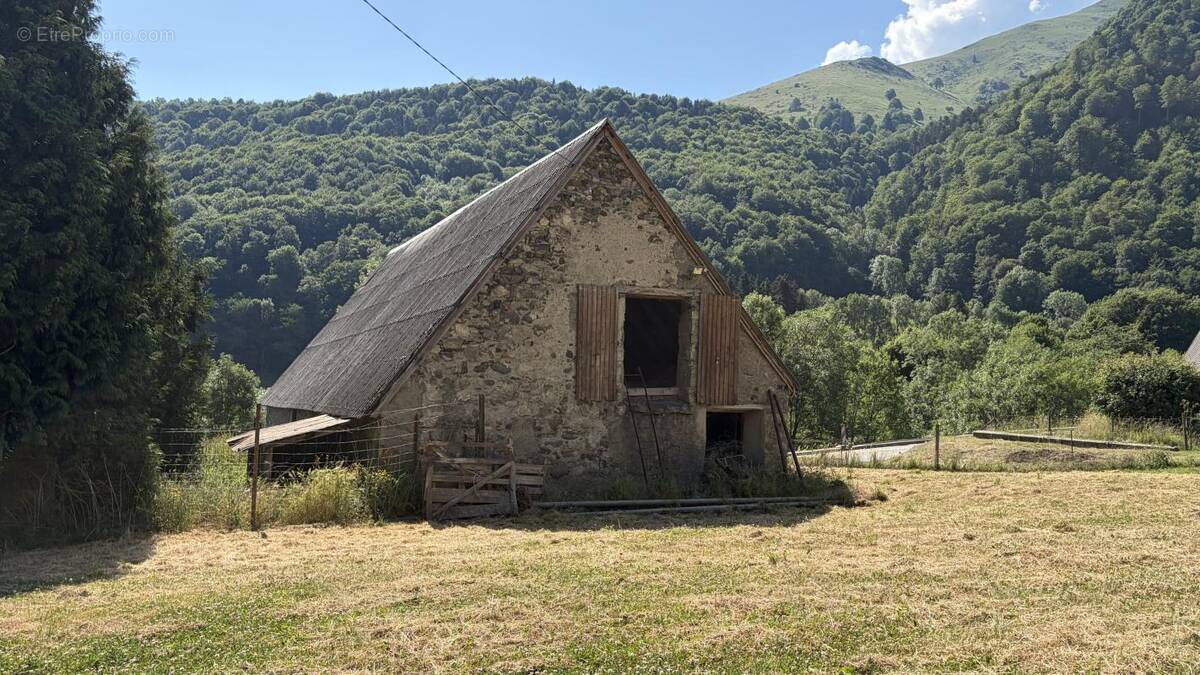 Maison à CAMPAN