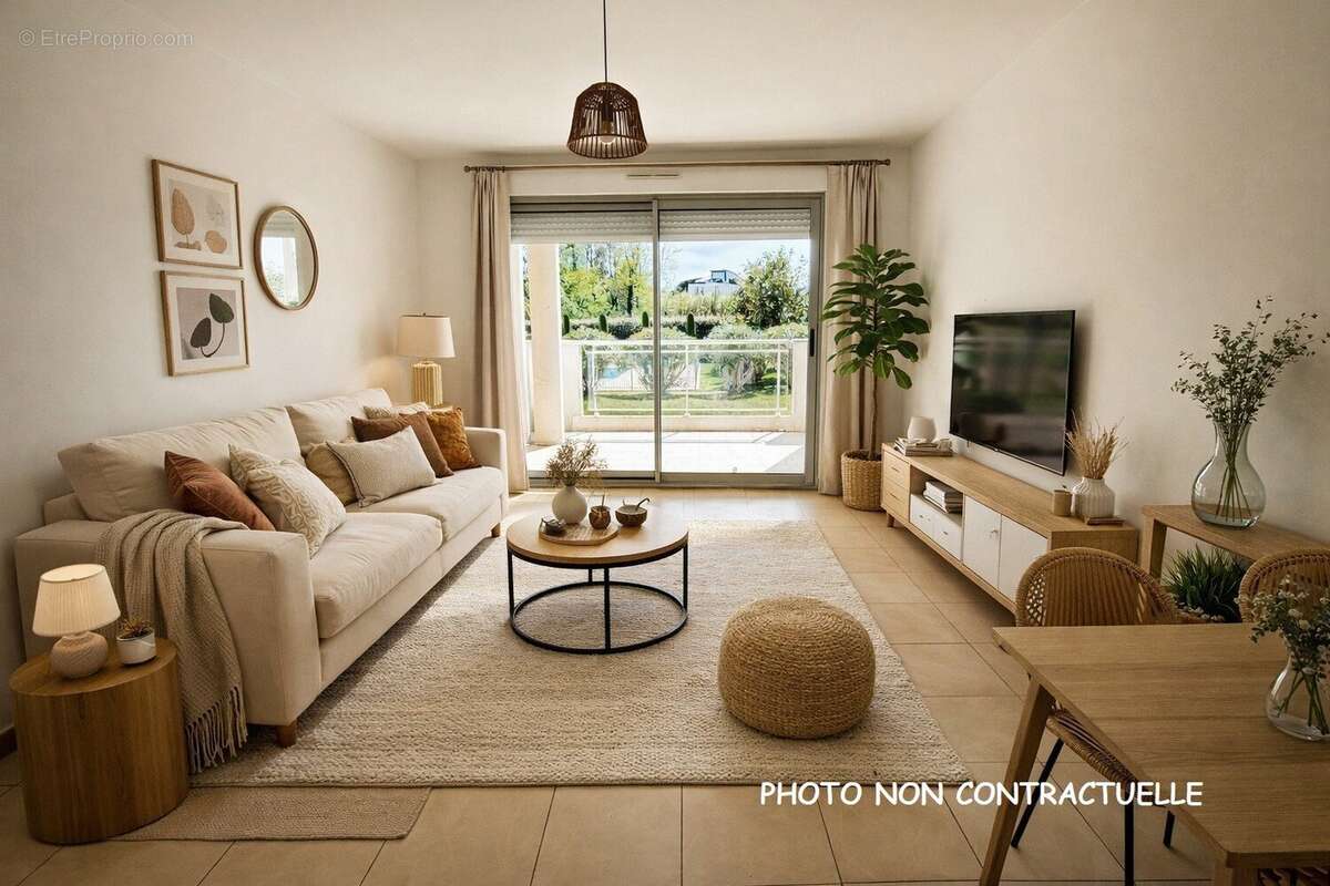 Appartement à MANDELIEU-LA-NAPOULE