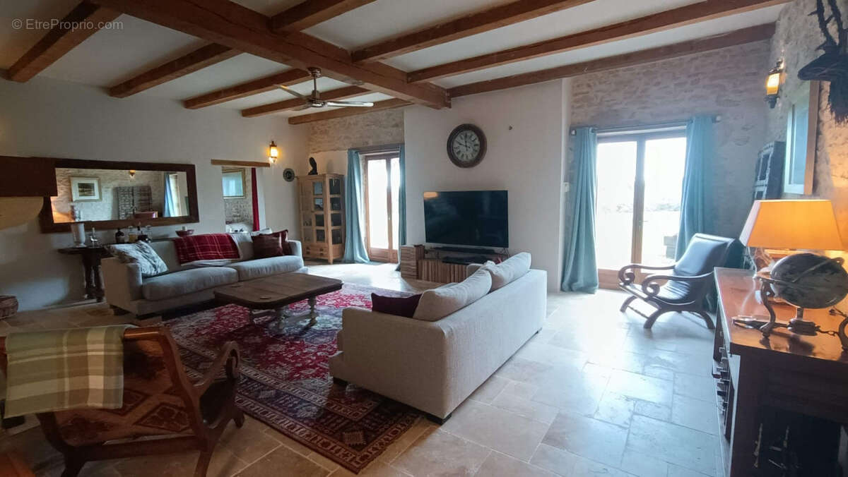 Maison à SAINT-CLAUD