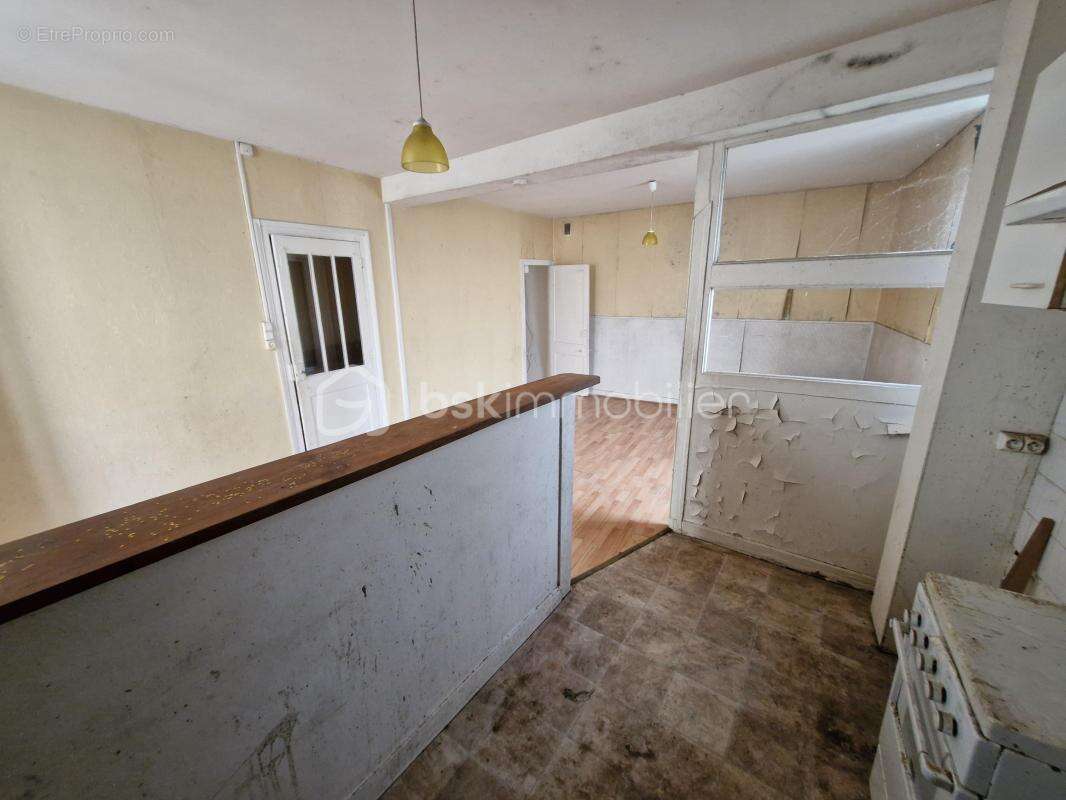 Belle maison de ville de 87m2 à rénover au coeur de Sainte-Foy-La-Grande - photo 7