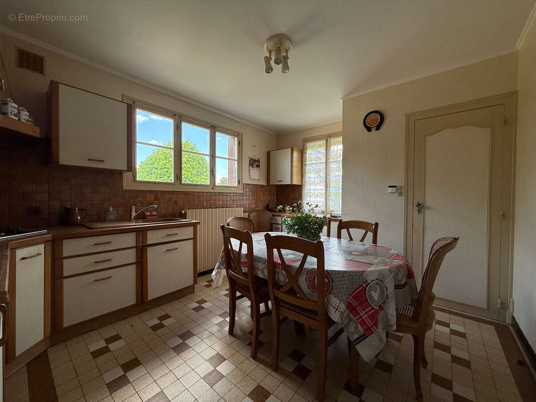 Maison à SAINT-VALENTIN